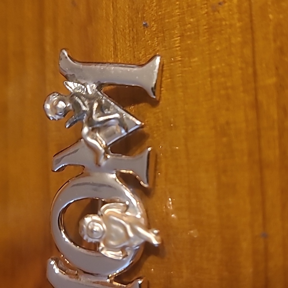 MOM Goldtone Pin L Razza - Picture 3 of 6